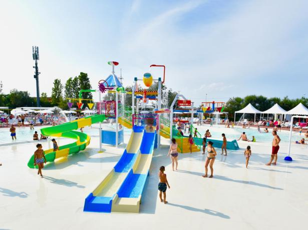 villaggiobarricata nl aanbieding-juni-5-sterren-vakantiepark-po-delta-park-met-strand-en-zwembad 018