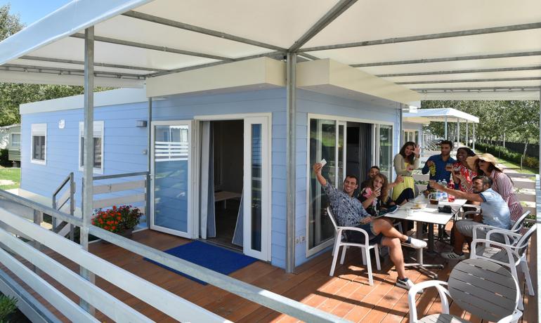villaggiobarricata de angebot-feriendorf-mit-5-sternen-po-delta-park-mit-roulette-formel 009